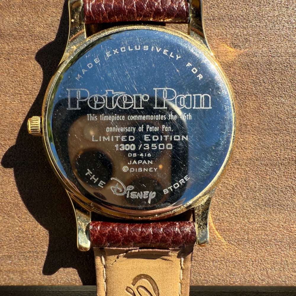 Disney Peter Pan 45th Anniversary Limited Edition Watch Tinkerbell Gold Tone - Picture 3 of 8